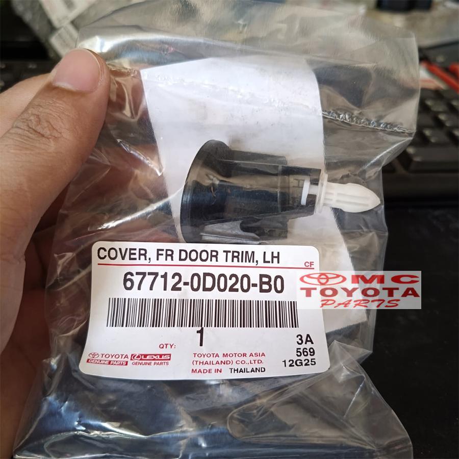 Cover Door Trim Kanan Kiri Toyota Yaris Original 67711-0D020-B0 / 67712-0D020-B0 Tutup Cover Doortrim Dortrim