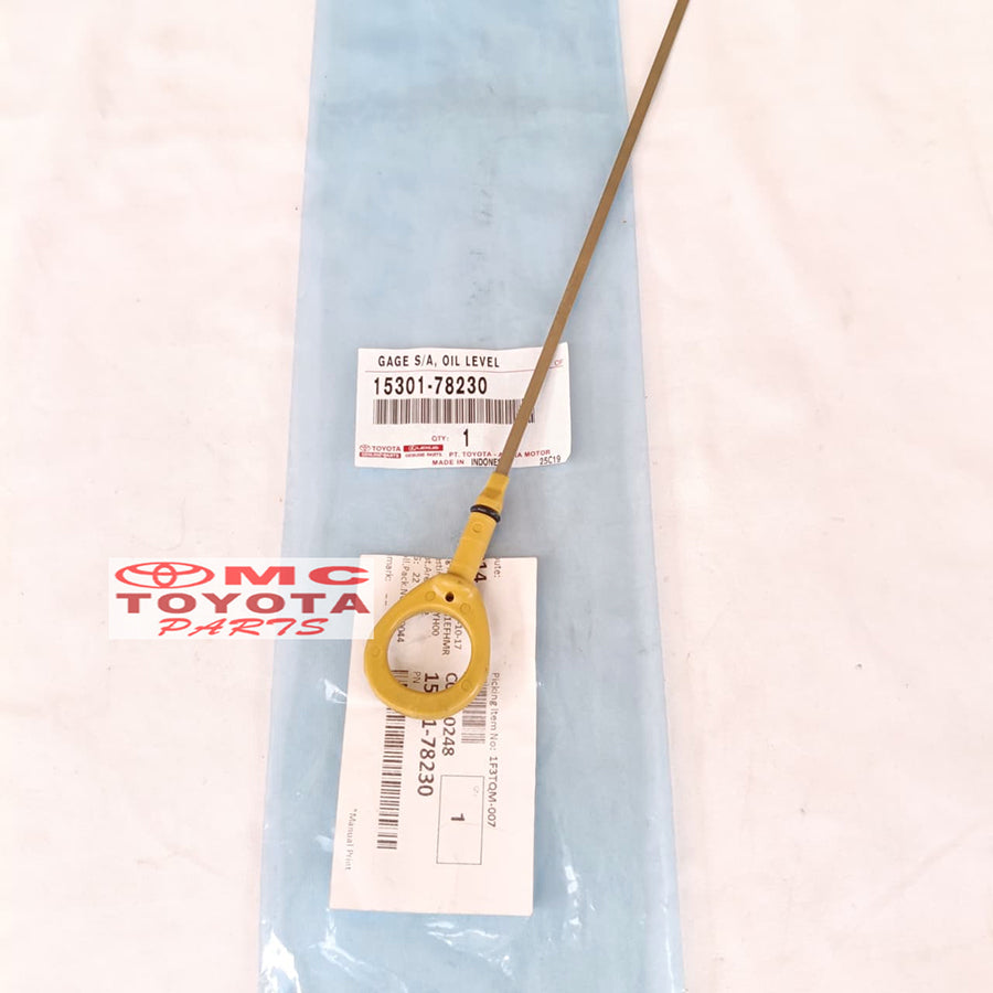 Stik Colokan Pengukur Oli Mesin Hino Dutro 110 130 12 Volt Toyota Dyna 110 130 12 Volt Original 15301-78230 Stick Dipstick Oil