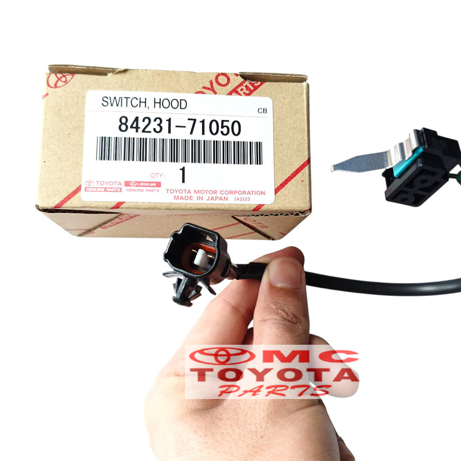 Switch Di Lock Kap Mesin Original Toyota Kijang Innova Fortuner Hilux 84231-71050 Switch Kap Mesin Swicth Cup Mesin Switch Hood Ori