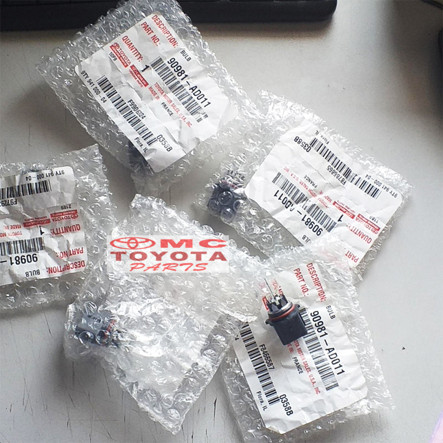 Bohlam Foglamp Hiace Commuter Original Toyota 90981-AD011 Bohlamp Bolam Lampu Foglam Lamp Bulb New Hiace Ori