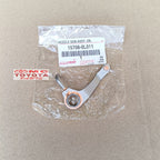 Pipa Jet Oli Nozzle Sub Assy Oil Kijang Innova Fortuner Hilux Diesel Hiace Original Toyota 15708-0L011 Nozle Nozel Pipa Jet Oil Oli 1KD 2KD