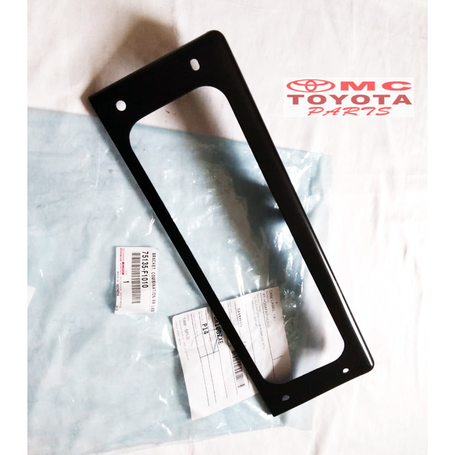 Bracket Lampu Belakang Breket Lampu Belakang Dudukan Lampu Belakang  Dyna Saurus All Tipe Hino Dutro All Tipe Original 75135-F1010