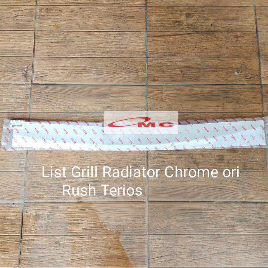 List Grill Radiator Chrome Rush Terios 2015-2017 Original 53122-BZ140-001 Molding Moulding Grille Radiator Depan Bagian Bawah Lis Grile Gril Radiator Ori