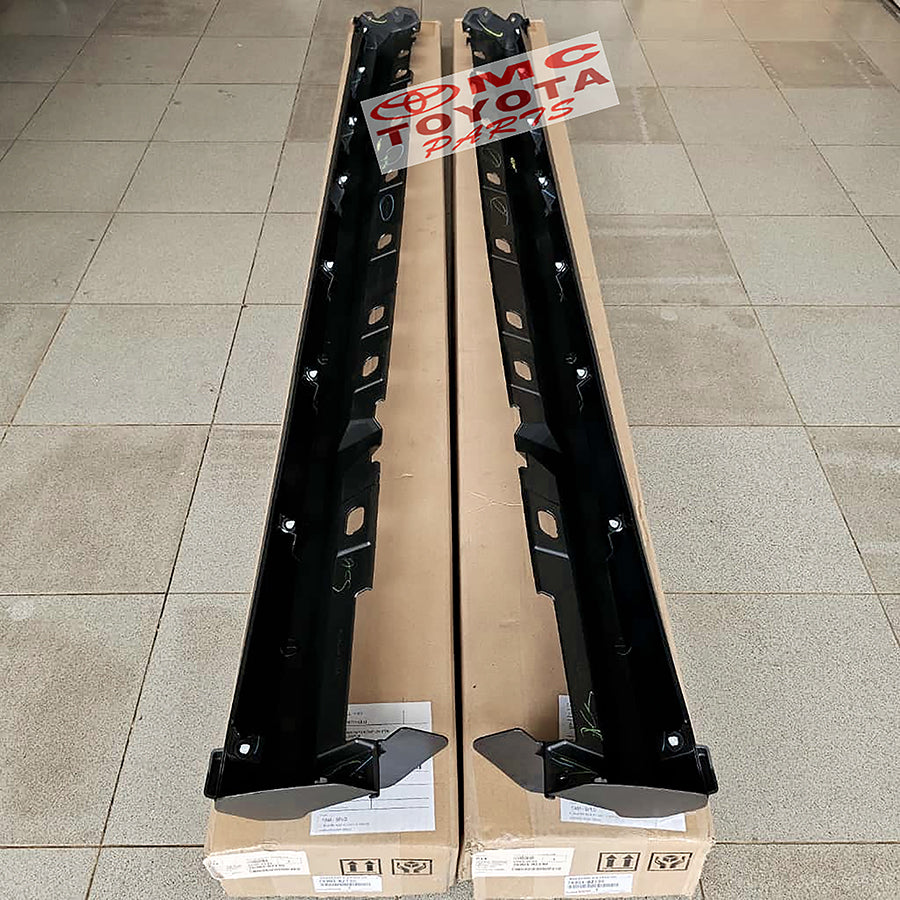 Moulding Cover Rock Panel Cover Side Skrit Body Kit Trisplang Spakbor Pelindung Lumpur Samping Sisi Bawah Pintu Kanan Kiri Original Toyota Raize GR 2020-2022 76901-BZ130 76902-BZ130