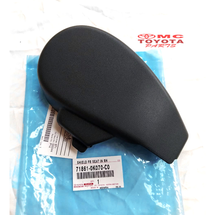 Cover Tututp Jok Depan Kanan Sopir Innova Reborn Fortuner Original 71861-0K070-C0