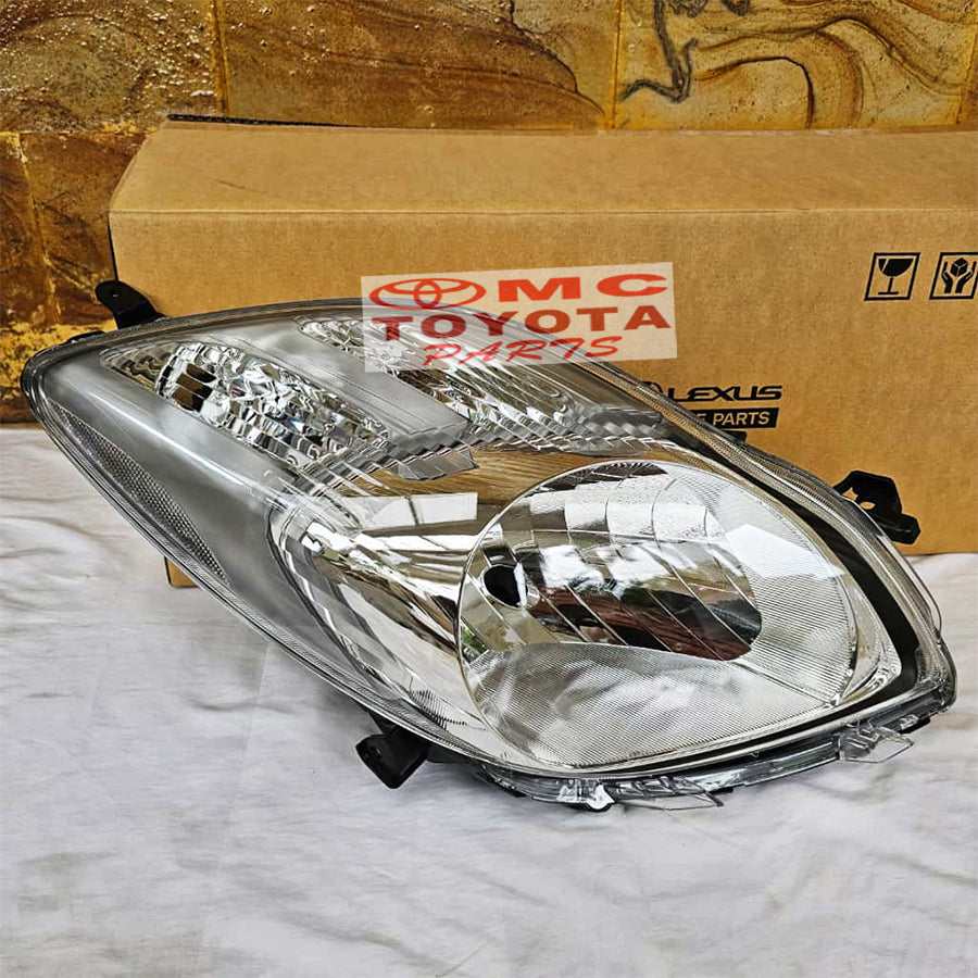 Lampu Depan Head Lamp Kanan Kiri Original Toyota Yaris 2009 2010 2011 2012 2013 81130-0D520 81170-0D520 Headlamp