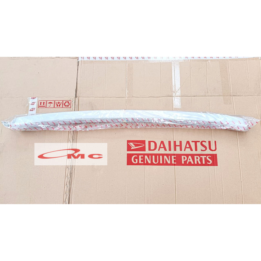 Garnish List Pintu Bagasi Daihatsu Luxio 2007-2020 Original 76803-BZ020-001 Garnis Garnish List Molding Moulding Pintu Bagasi Lis List Bagasi Hatchback Ori