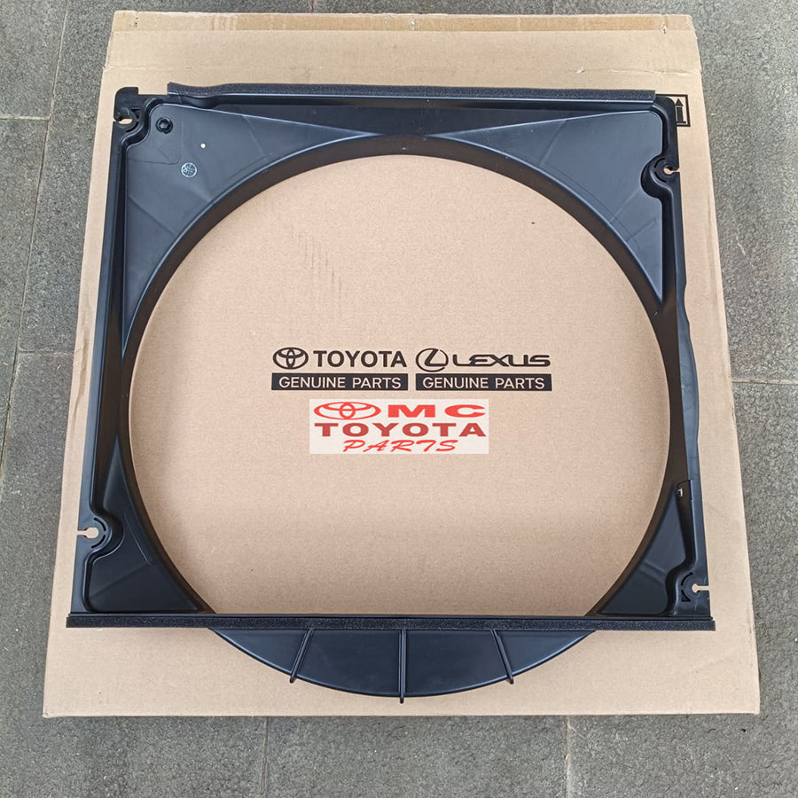 Shourd Fan Shroud Fan Kipas Radiator Toyota Dyna Saurus Hino Dutro Original 16711-0W030 Shrud Tutup Cover Rumah Pelindung Kipas Radiator Tebeng Cebeng Kipas Sebeng Radiator