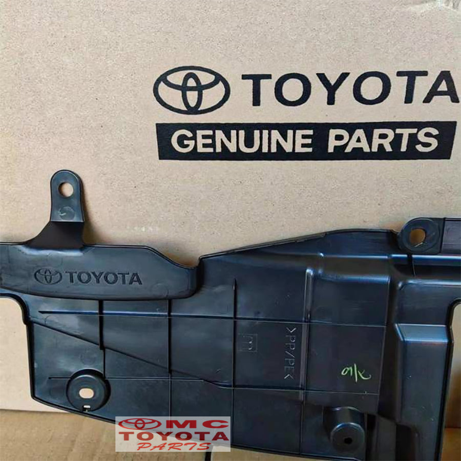 Cover Grill Atas Radiator Fortuner VRZ GR Sport Facelift TRD 2021 up Hilux GR Sport Revo 2022+ Original Toyota 53117-0K210 Tutup Cover Atas Grill Radiator Retainer Rad Grill Gril Cover Grille Radiator