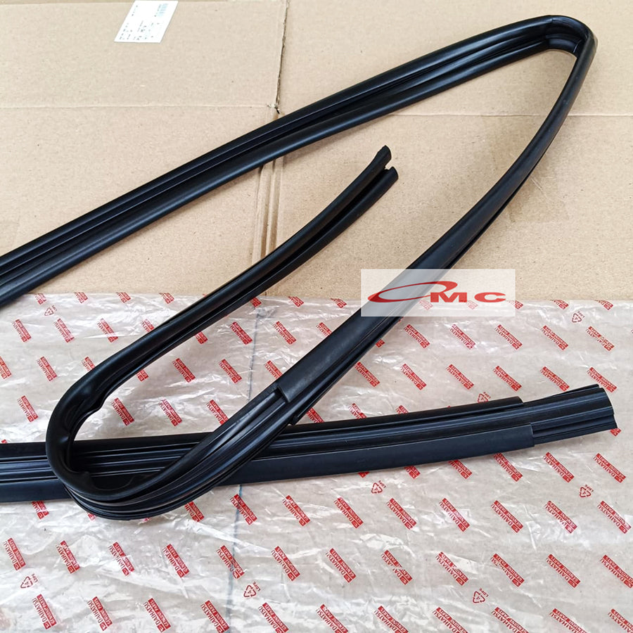 Karet Channel Rel Kaca Pintu Tengah Daihatsu Espass Original 68142-87Z10-001 / 68152-87Z03-001 Run Channel Karet Rel Kaca Pintu Tengah Kanan Kiri List Karet Kaca Karet Chanel Run Chanel