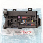 Box Sekring Grand Avanza Veloz Xenia Kode U Original 82600-BZ710 Fuse Box Sekring Sikring BCM Rumah Box Sekring Bok Skring