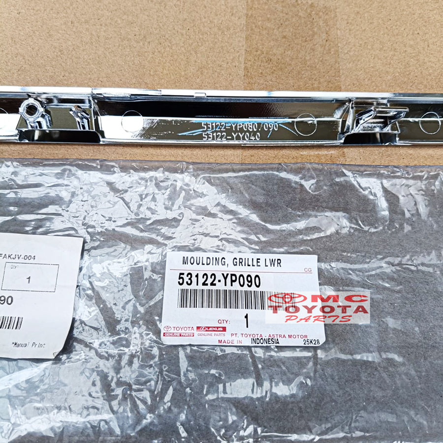 List Grill Chrome Innova Reborn Facelift Tipe V 2021 Up Original Toyota 53122-YP090 Molding Moulding Grille Radiator Depan Bagian Bawah Lis Grill Grile Gril Inova