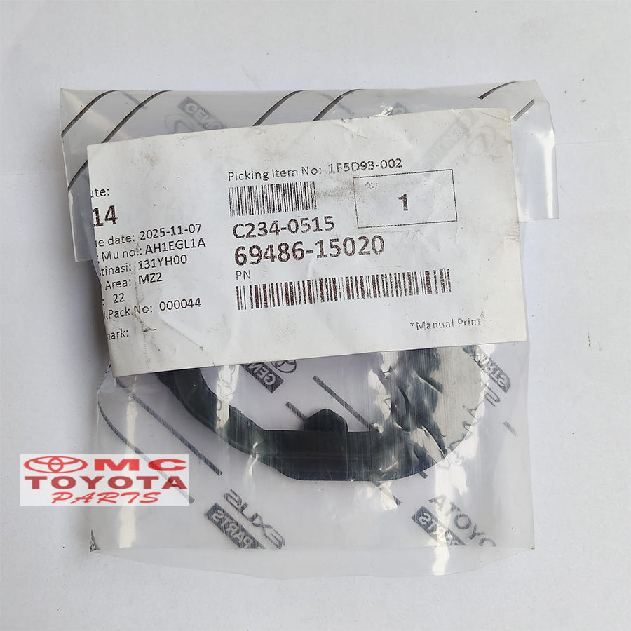 Cover Striker Door Lock Pintu Sliding Door Toyota Sienta Alphard Vellfire Noah Voxy Hiace Original 69486-15020 Cover Karet Sticker Pintu Sliding Door Tutup Stiker Striker Pintu Sliding Cover Rubber