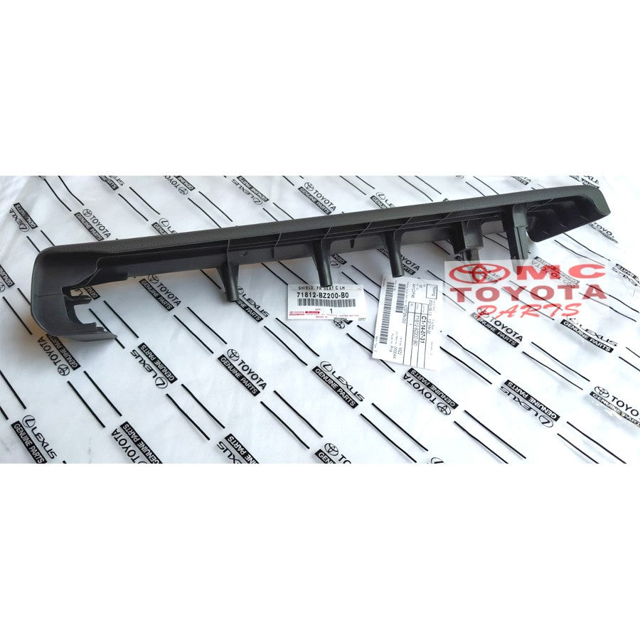Cover Tutup Samping Jok Depan Kiri Calya Sigra 71812-BZ200-B0