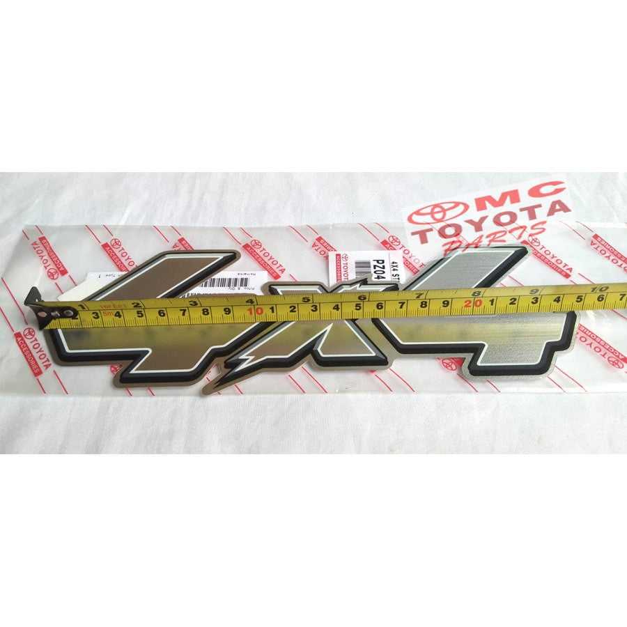 Stiker Sticker 4X4 Original Hilux Vigo Fortuner PZ046-0K505-TM