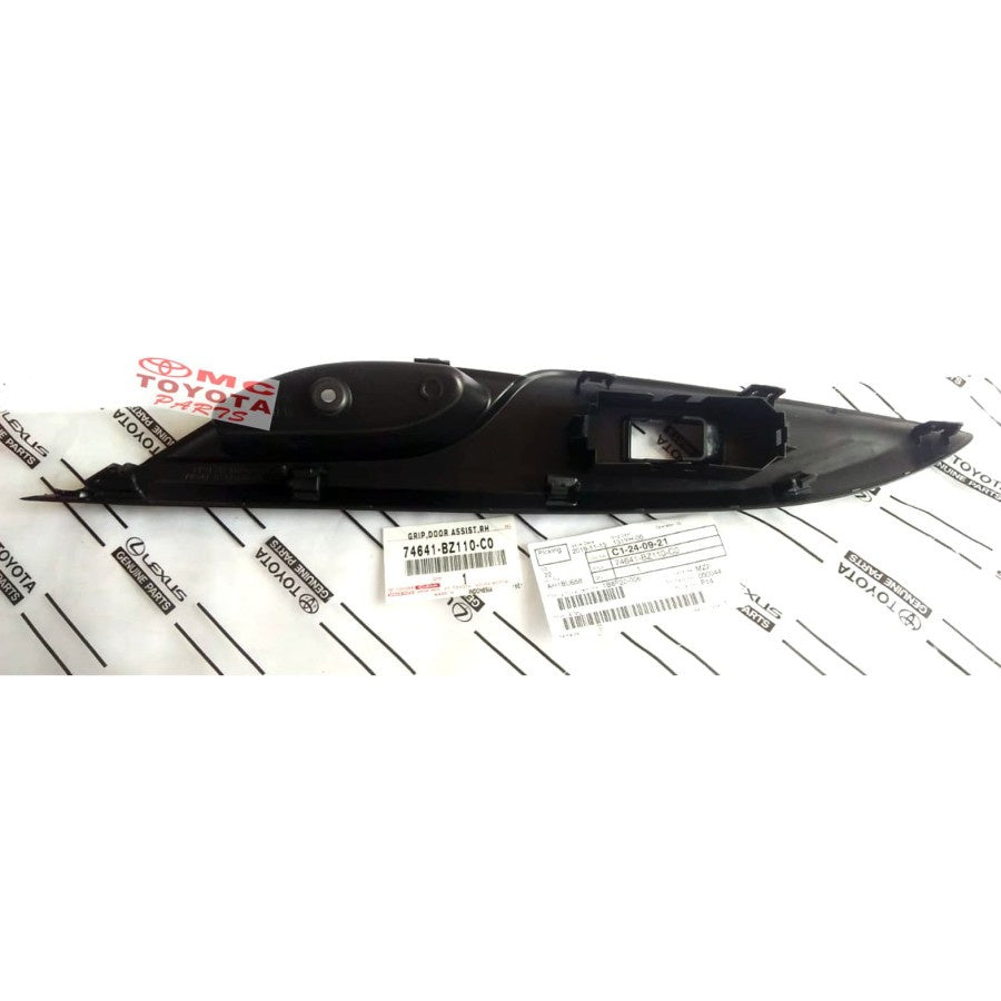 Tarikan Pintu / Panel Power Window Kanan Avanza All New 74641-BZ110-C0