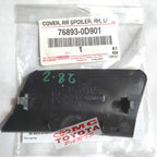 Tutup Cover Baut Spoiler Belakang Kanan Yaris 76893-0D901