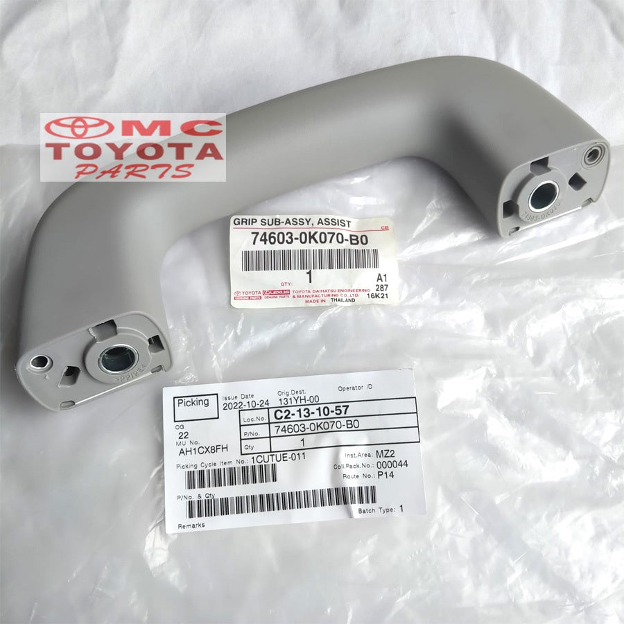 Pegangan Tangan Hand Grip Handle Fortuner Hilux New 74603-0K070-B0