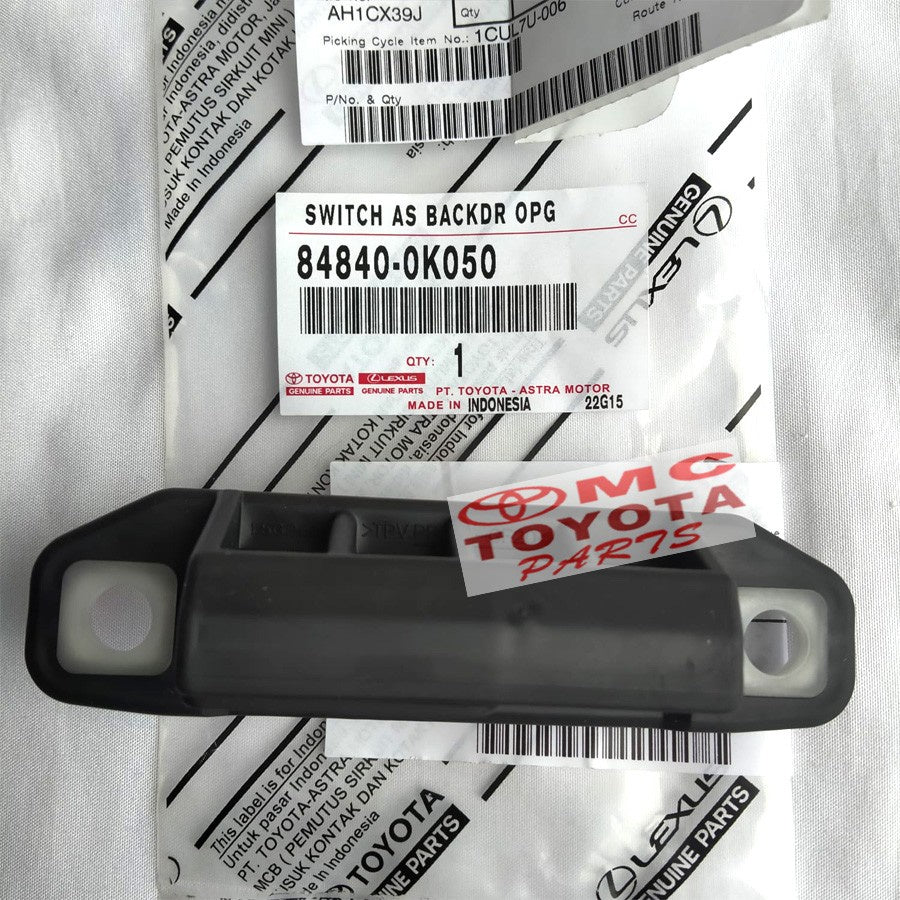 Switch Kunci Pintu Bagasi Innova Reborn Fortuner Yaris New 84840-0K050